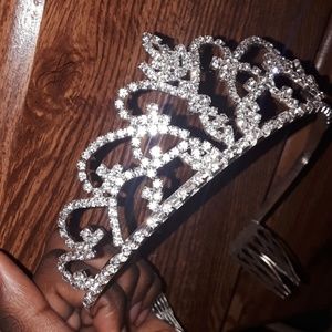 Silver tiara/crown